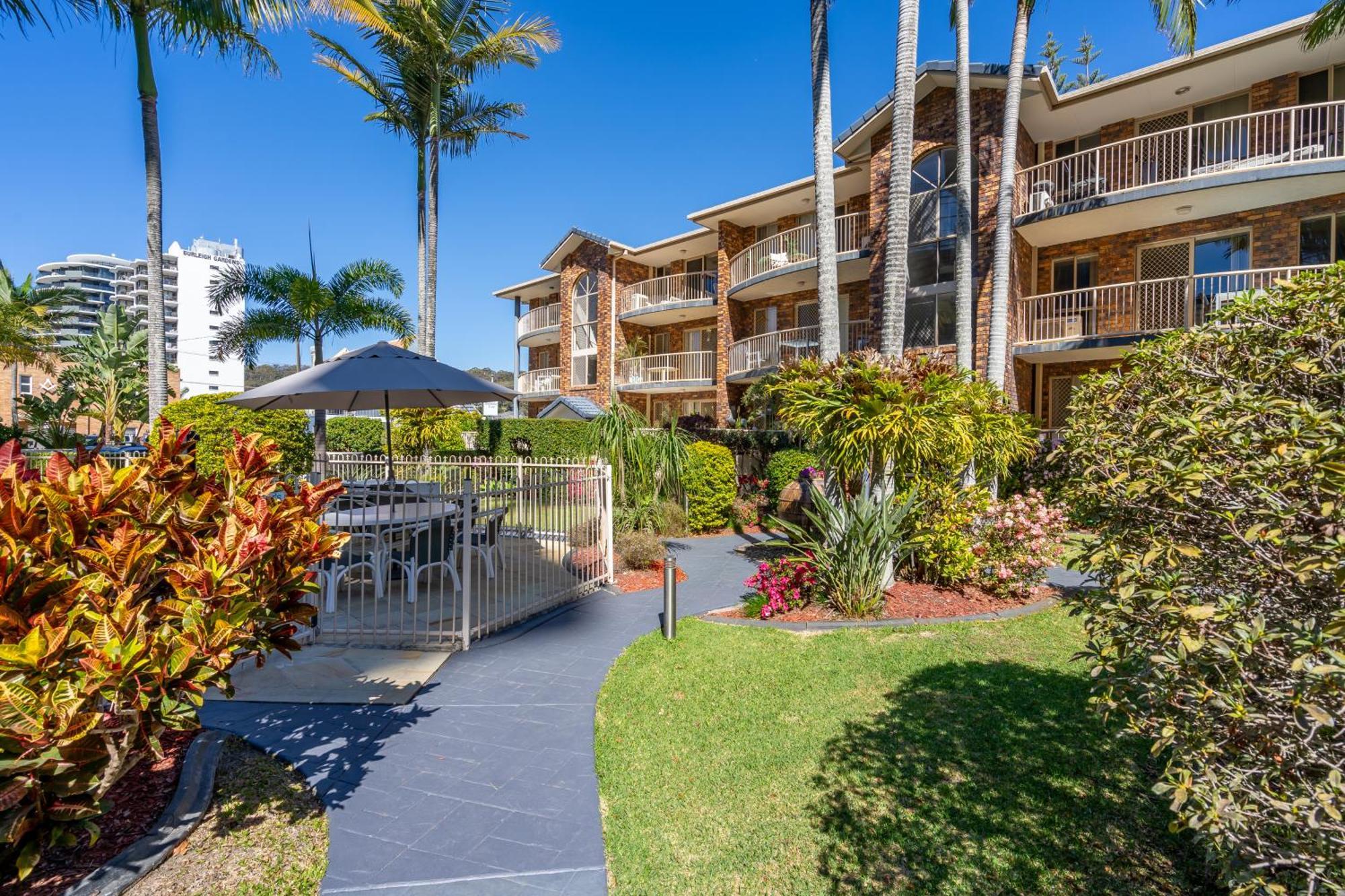 Oceanside Cove Aparthotel Gold Coast